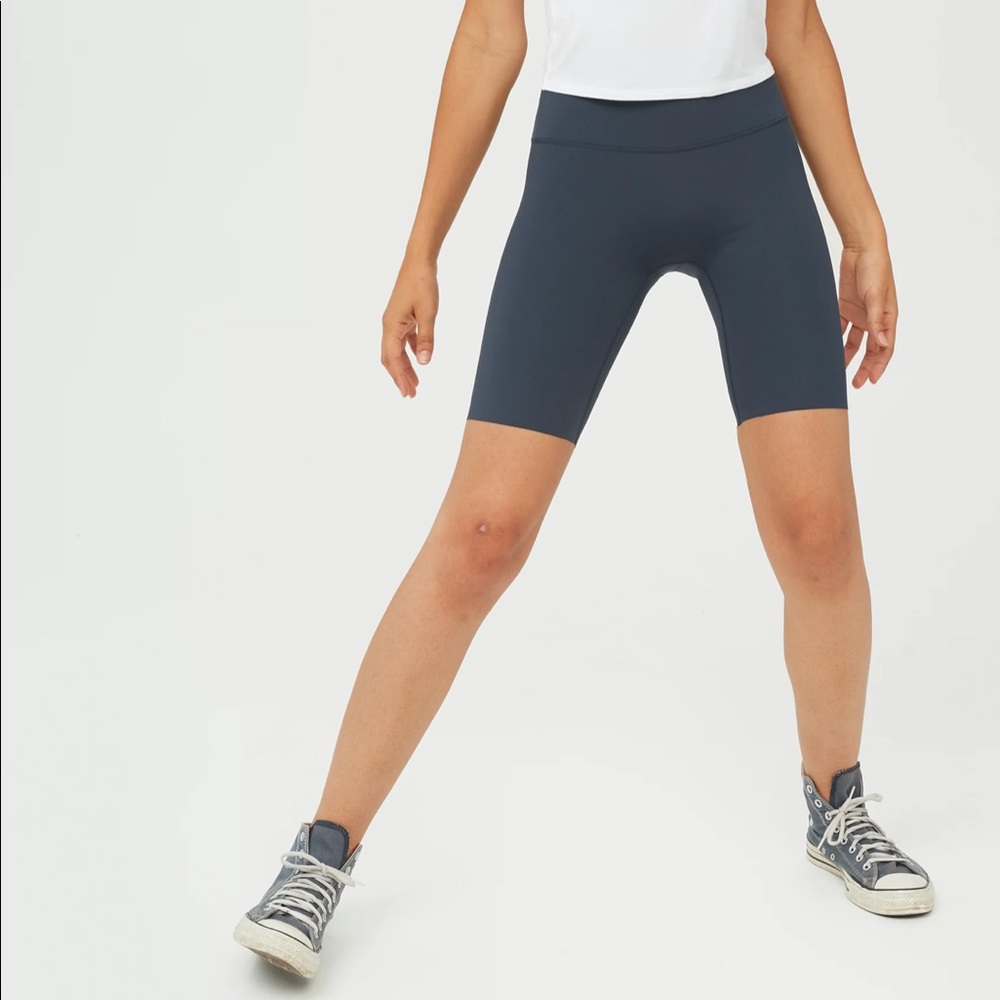 Aerie OFFLINE Goals 9" Bike Short